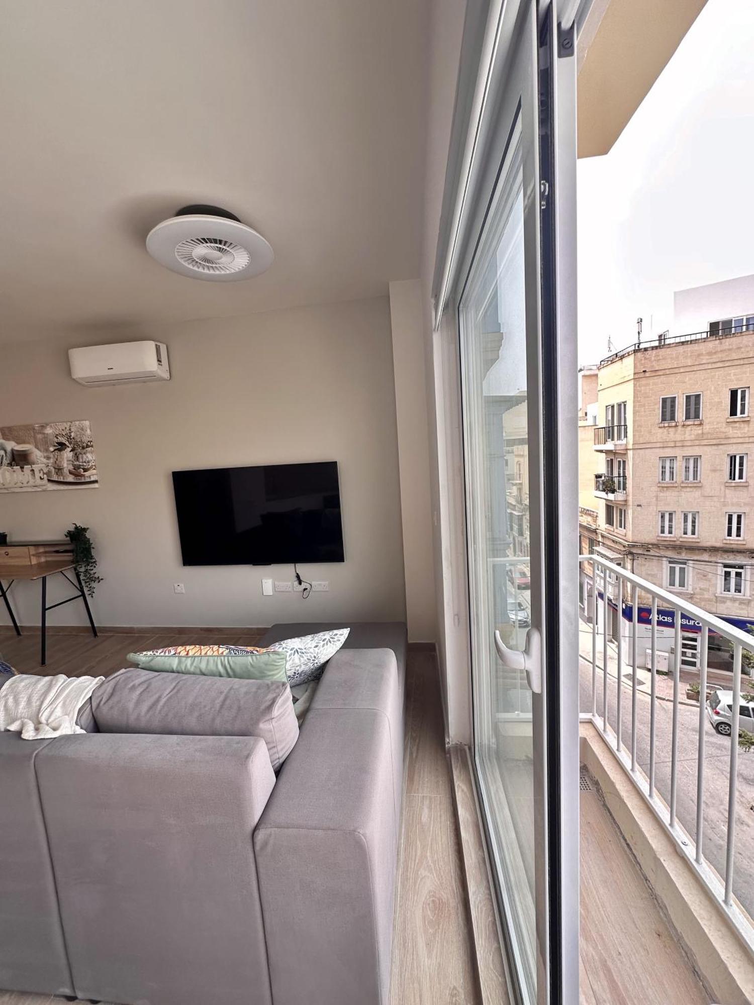 Апартаменты The Rue Gzira Экстерьер фото